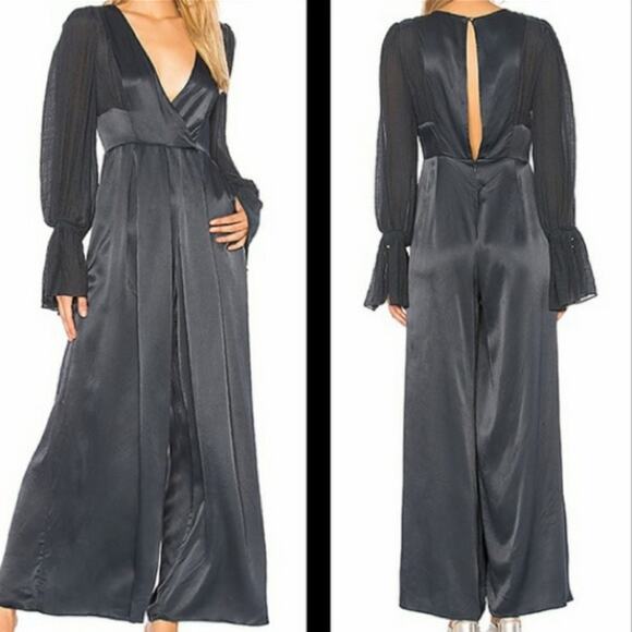 FREE PEOPLE “Not Your Baby” Satin Wide Leg Deep V High Waist Jumpsuit Size 0/XS - Picture 4 of 16